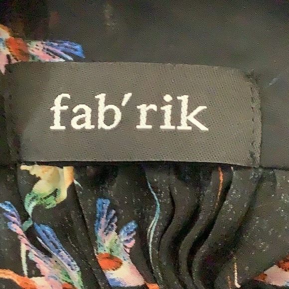 Fab’ rik Women Pleated Floral Top - Picture 5 of 6